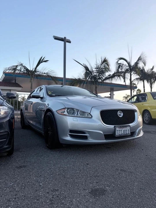 2013 Jaguar X351 XJ - Image 2 of 12