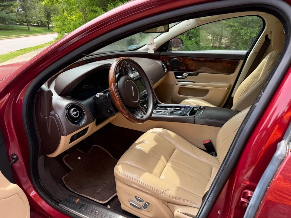 2013 Jaguar X351 XJ - Image 8 of 11