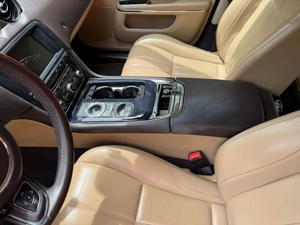 2013 Jaguar X351 XJ - Image 5 of 11