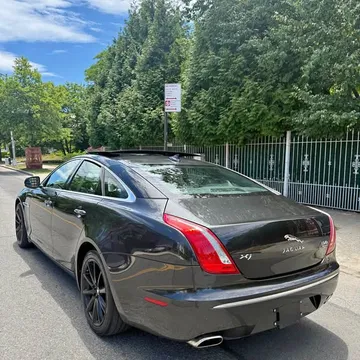 2013 Jaguar XJ XJ Sport Sedan 4D
