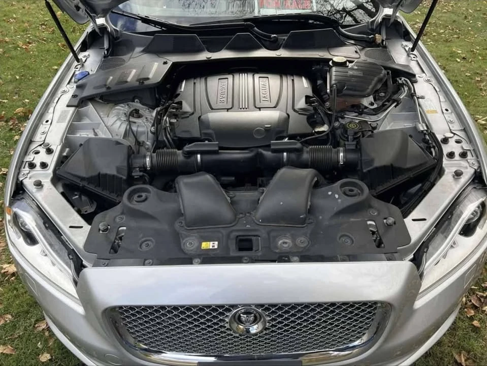 2013 Jaguar X351 XJ - Image 8 of 12