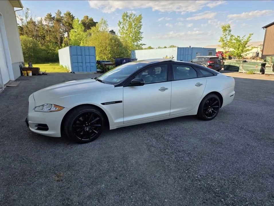 2013 Jaguar X351 XJ - Image 2 of 12