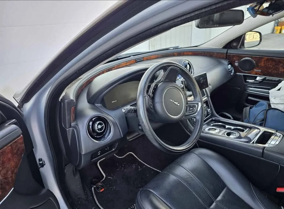 2013 Jaguar X351 XJ - Image 6 of 12