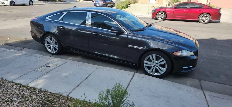 2013 Jaguar X351 XJ - Image 2 of 9