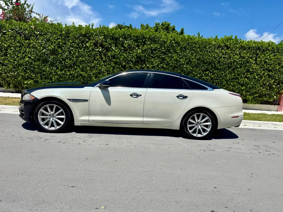 2013 Jaguar X351 XJ - Image 4 of 16