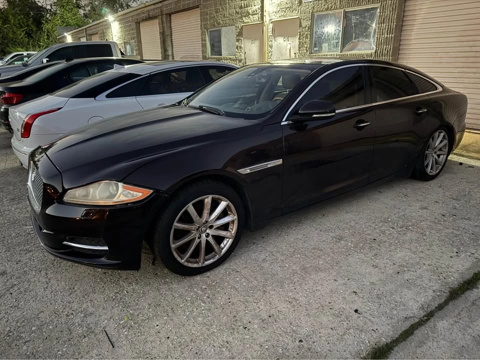 2013 Jaguar X351 XJ - Image 9 of 10