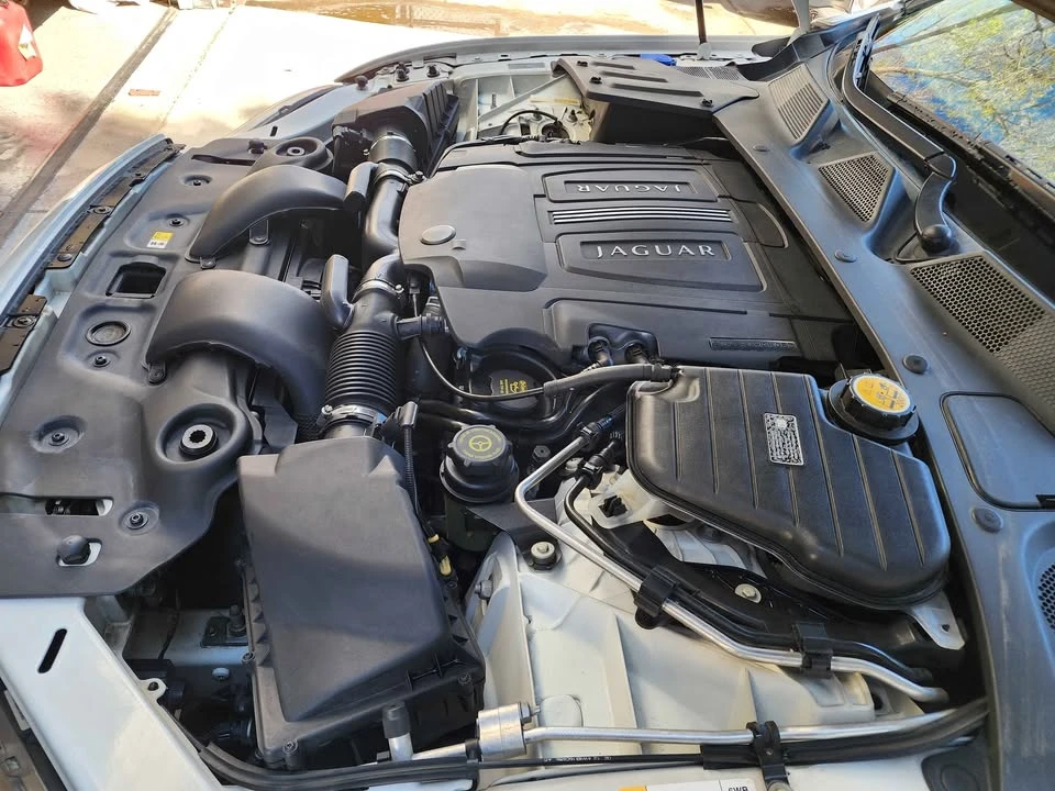 2013 Jaguar X351 XJR - Image 3 of 20