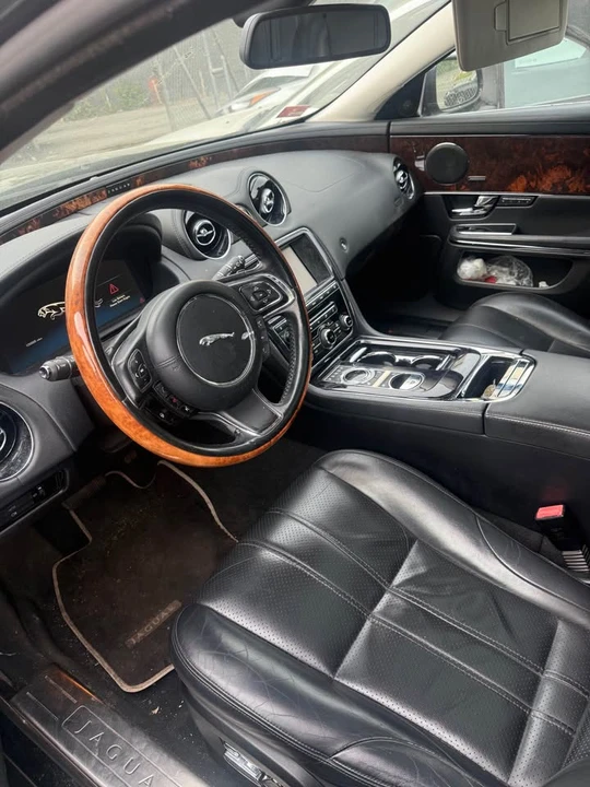 2013 Jaguar X351 XJR - Image 5 of 10