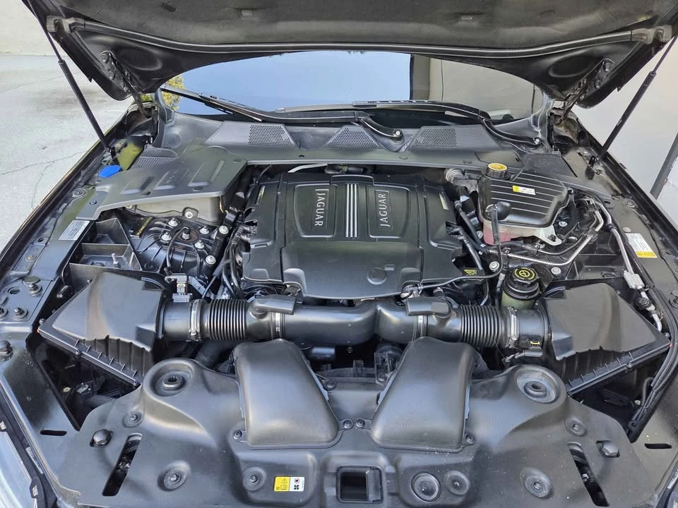 2013 Jaguar X351 XJ - Image 16 of 17