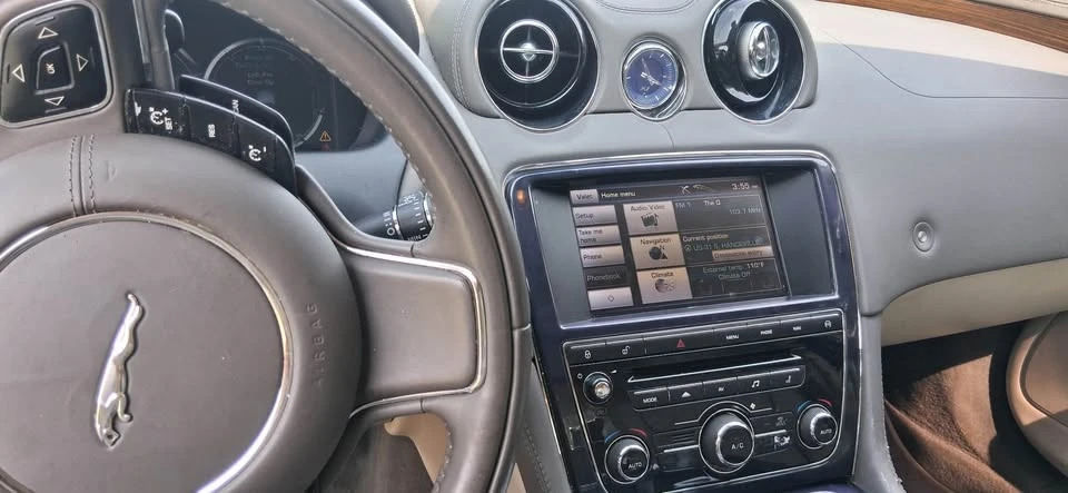2013 Jaguar X351 XJ - Image 7 of 10