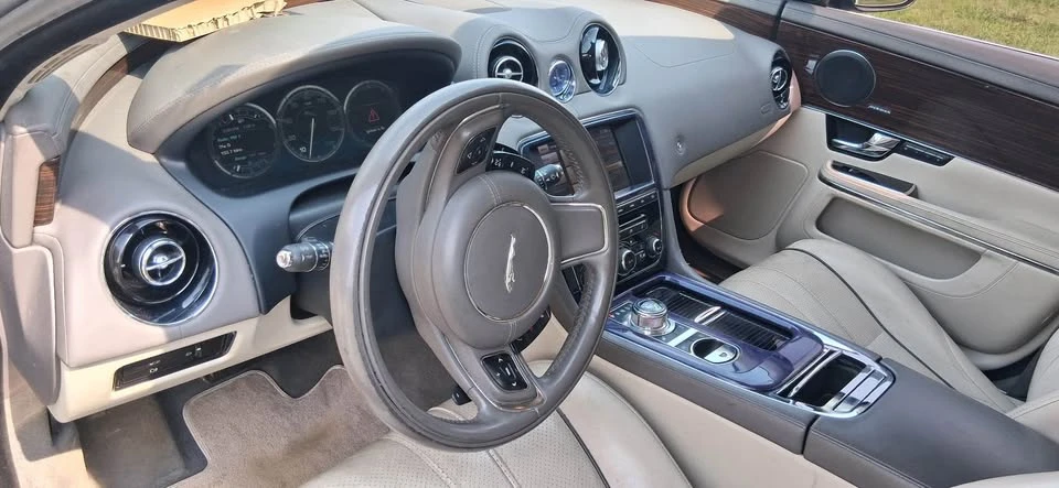 2013 Jaguar X351 XJ - Image 6 of 10