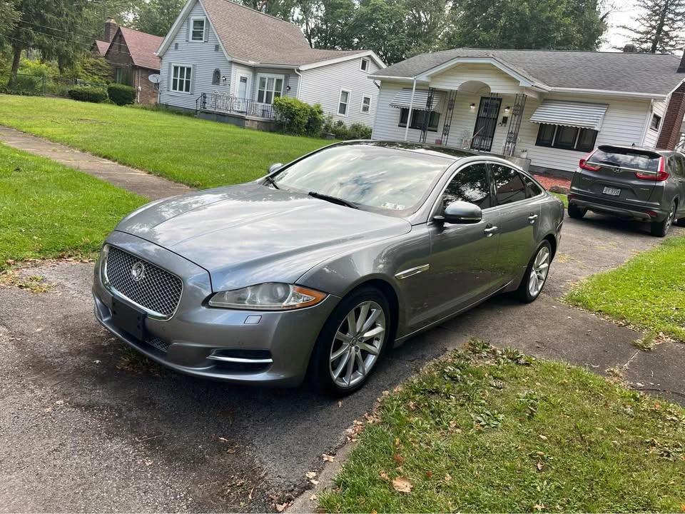 2013 Jaguar X351 XJ - Image 2 of 11