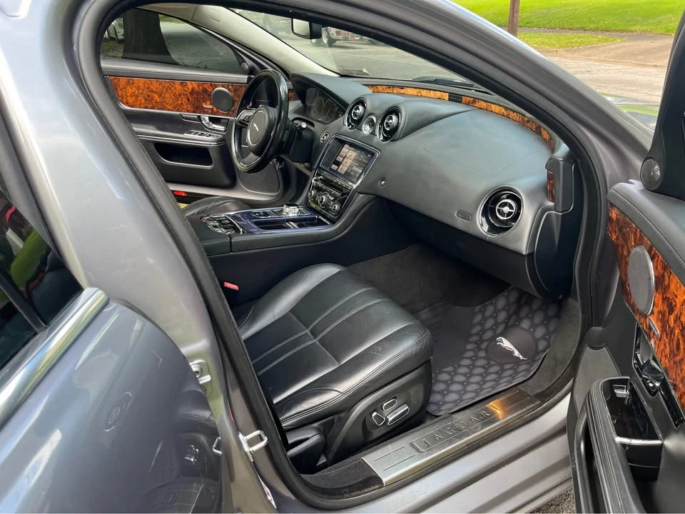 2013 Jaguar X351 XJ - Image 10 of 11
