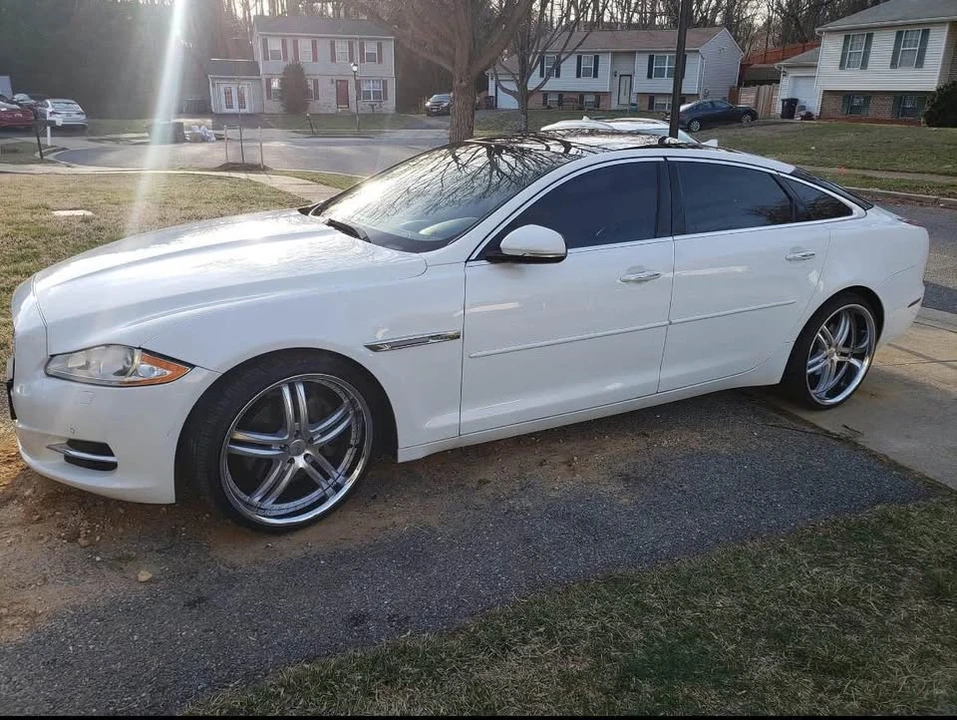 2013 Jaguar X351 XJ - Image 10 of 10
