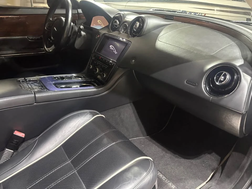 2013 Jaguar X351 XJ - Image 9 of 9