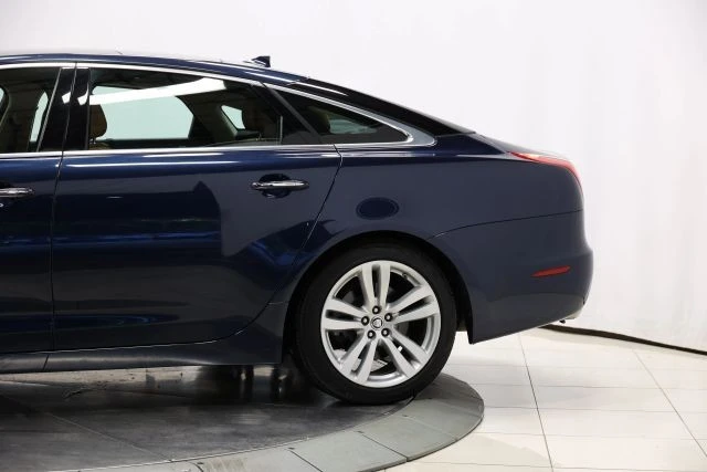 2013 Jaguar X351 XJ - Image 8 of 12