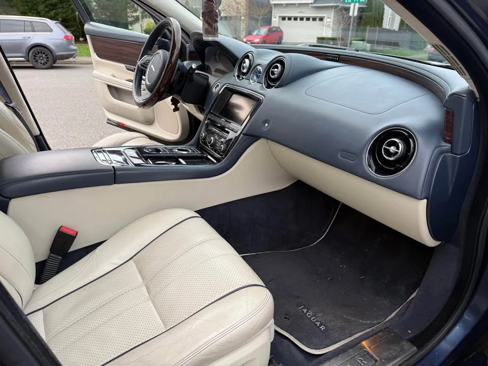 2013 Jaguar X351 XJ - Image 12 of 13