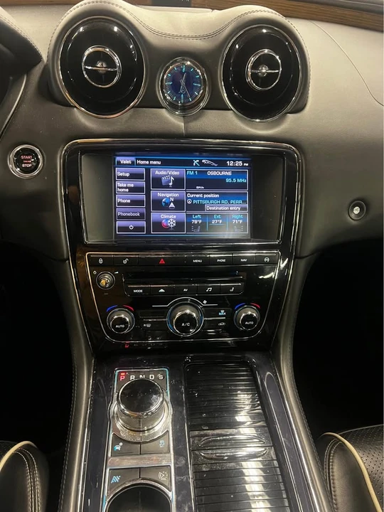 2013 Jaguar X351 XJR - Image 15 of 18