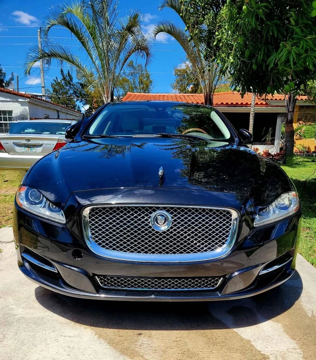 2013 Jaguar X351 XJ - Image 11 of 14