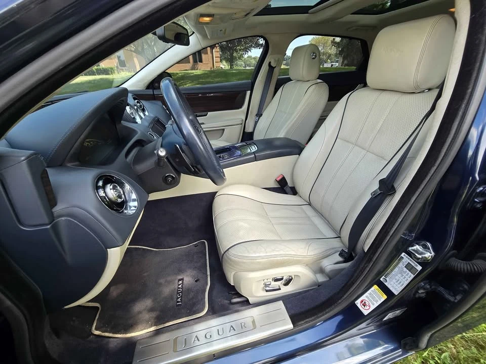 2013 Jaguar X351 XJ - Image 10 of 17