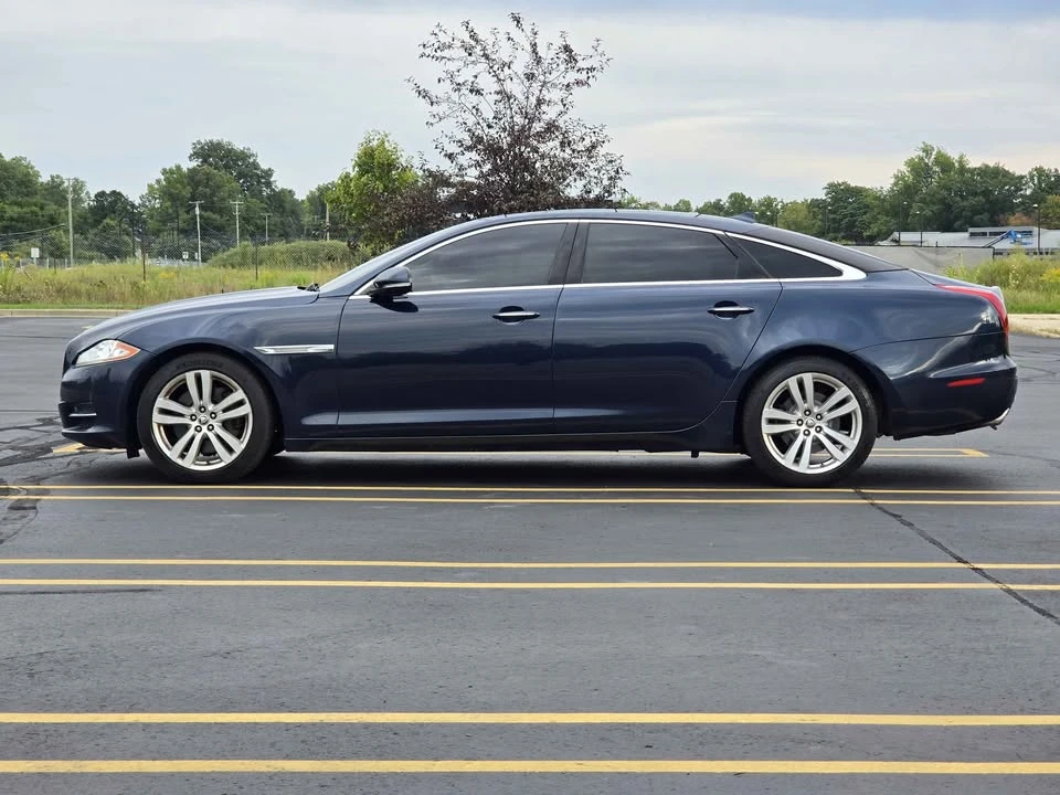 2013 Jaguar X351 XJ - Image 9 of 17