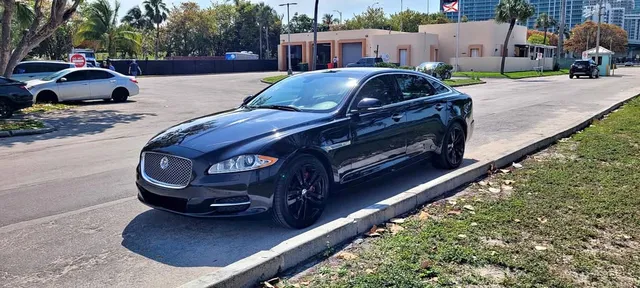 2013 Jaguar XJ XJL Supercharged Sedan 4D
