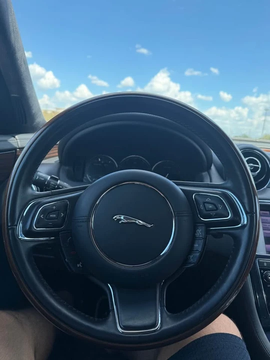 2013 Jaguar X351 XJ - Image 10 of 13