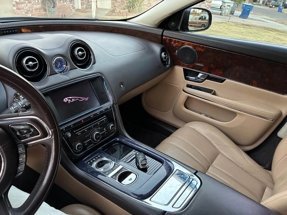 2013 Jaguar X351 XJ - Image 8 of 20