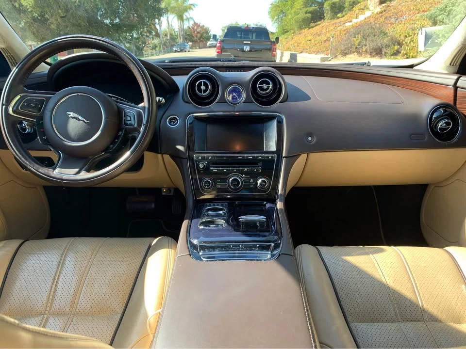 2013 Jaguar X351 XJ - Image 7 of 14