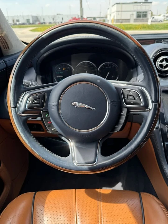2013 Jaguar X351 XJ - Image 16 of 20