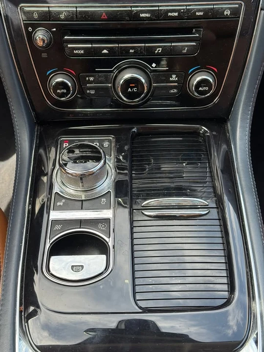 2013 Jaguar X351 XJ - Image 20 of 20