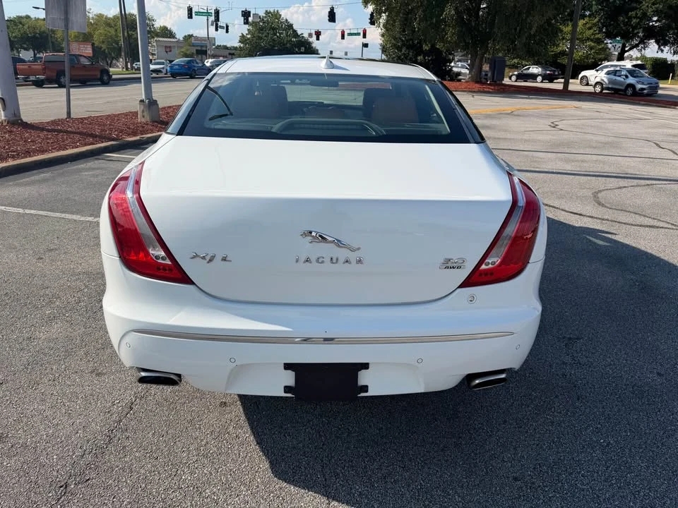 2013 Jaguar X351 XJ - Image 4 of 15