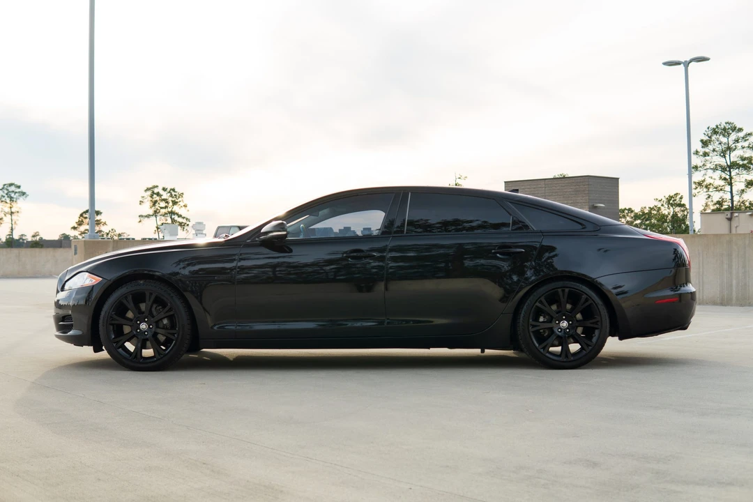 2013 Jaguar X351 XJ - Image 4 of 31