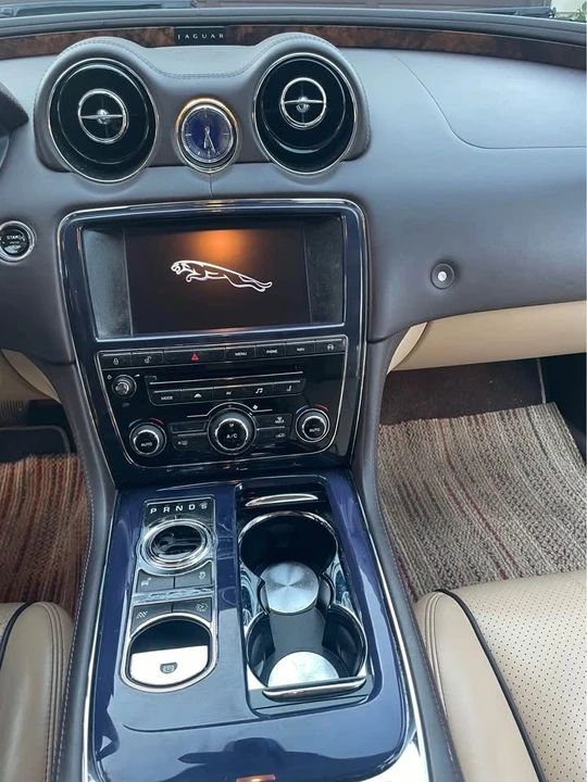 2013 Jaguar X351 XJ - Image 16 of 19