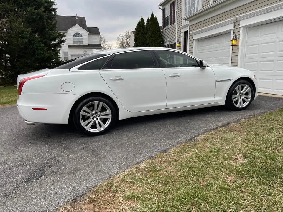 2013 Jaguar X351 XJ - Image 2 of 7