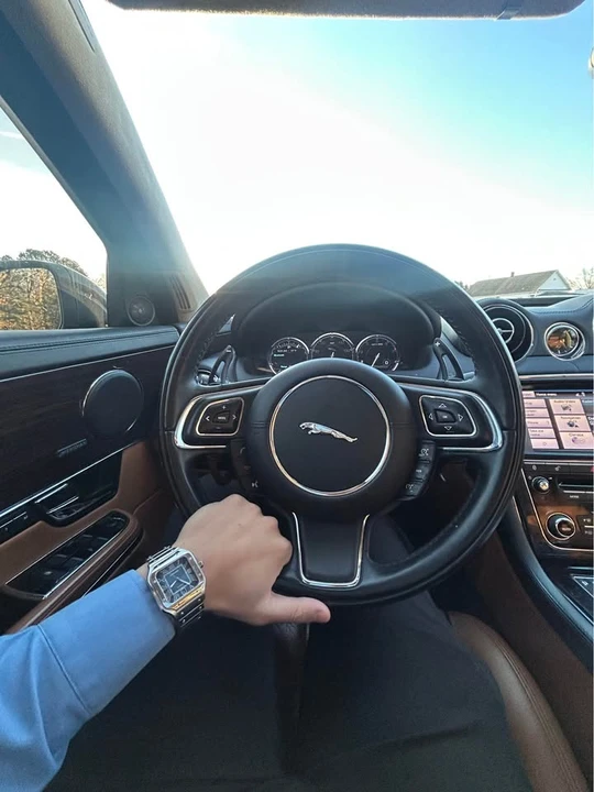 2013 Jaguar X351 XJ - Image 2 of 10