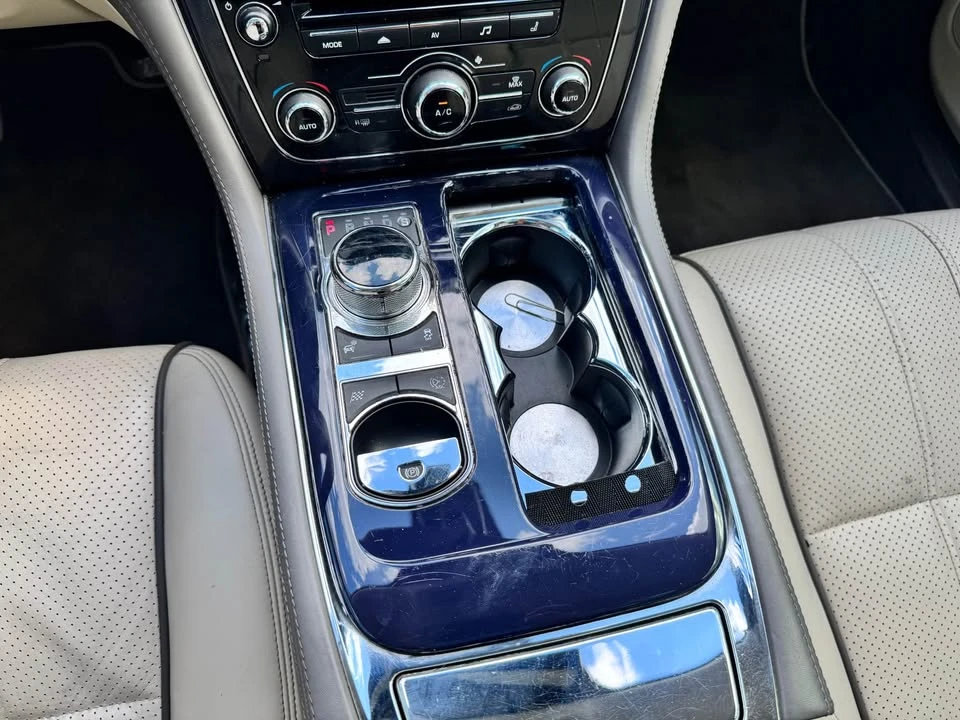 2013 Jaguar X351 XJ - Image 16 of 18