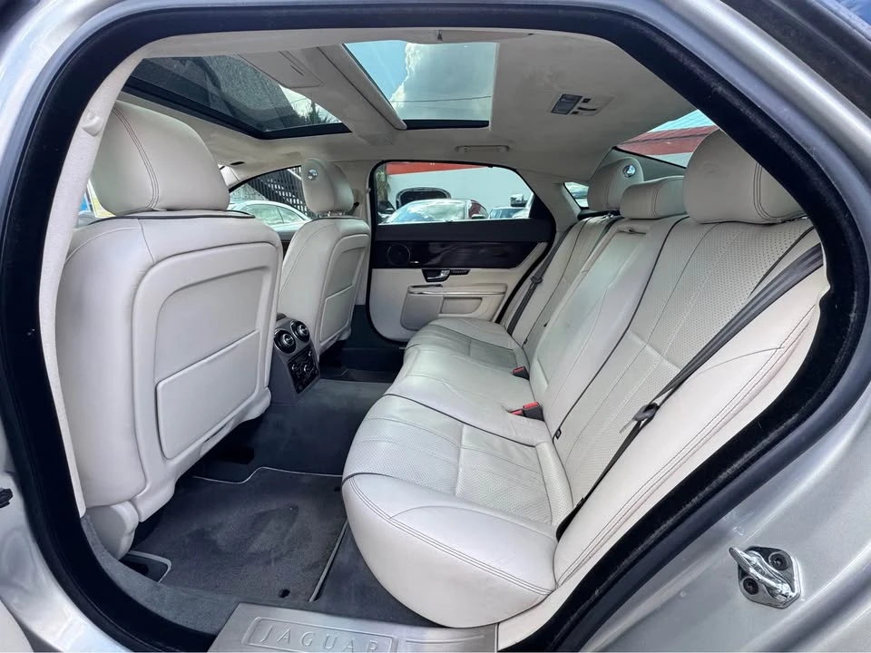 2013 Jaguar X351 XJ - Image 12 of 18