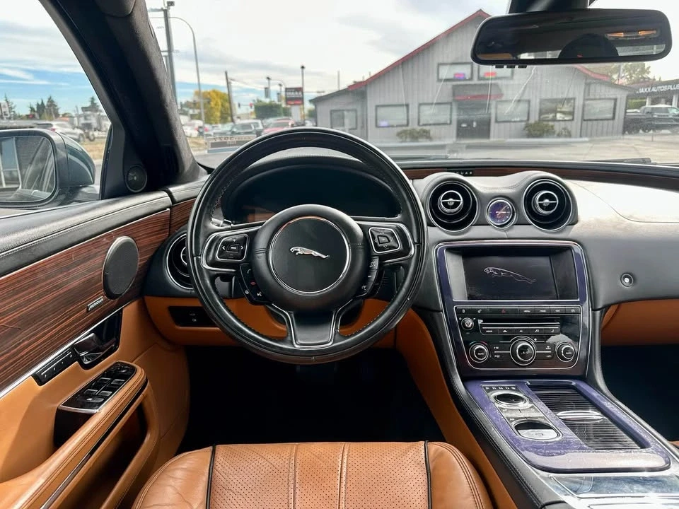 2013 Jaguar X351 XJ - Image 14 of 20