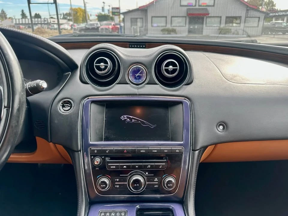 2013 Jaguar X351 XJ - Image 11 of 20