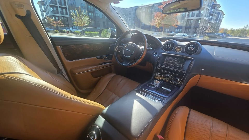 2013 Jaguar X351 XJ - Image 2 of 10