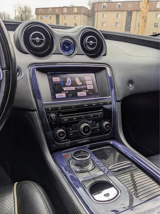 2013 Jaguar X351 XJ - Image 13 of 18