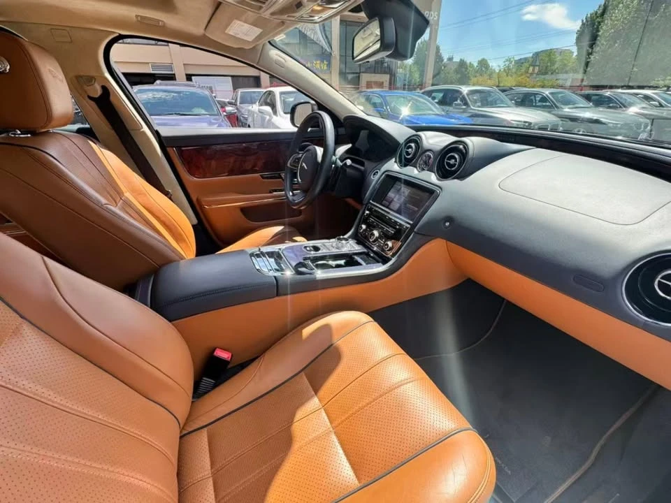 2013 Jaguar X351 XJ - Image 15 of 16