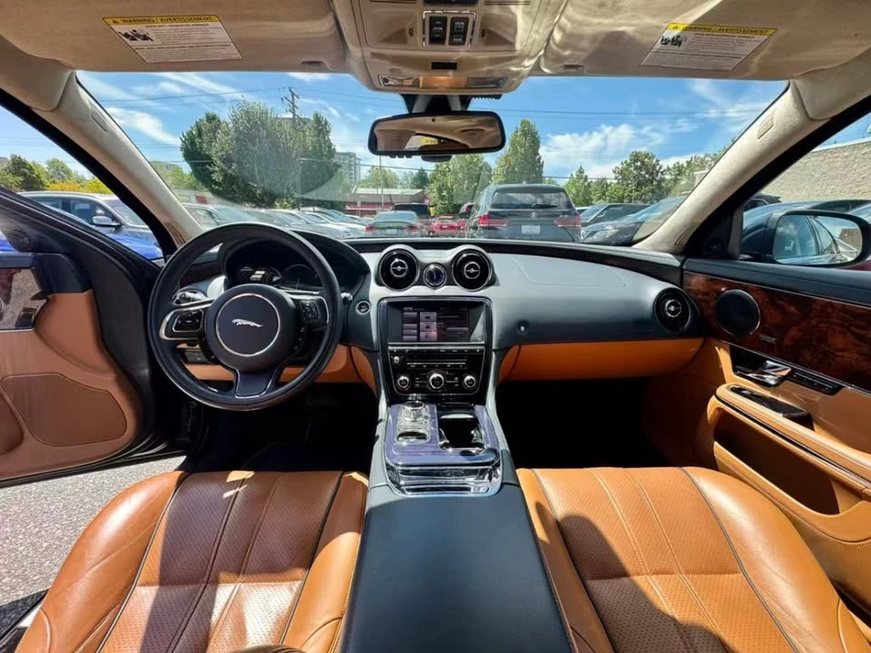 2013 Jaguar X351 XJ - Image 9 of 16