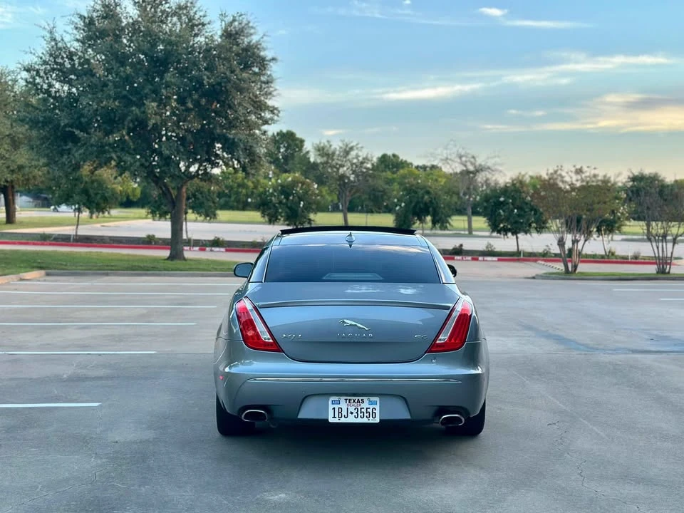 2013 Jaguar XJ Series 4 - Image 4 of 17