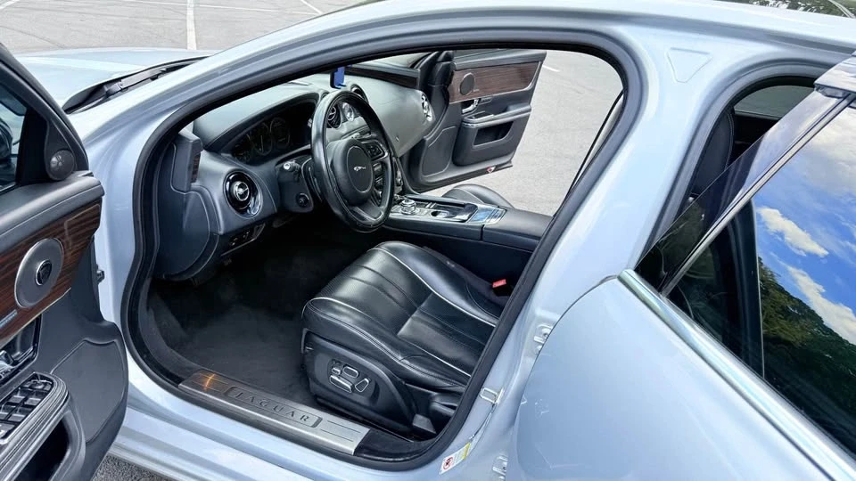 2013 Jaguar X351 XJ - Image 11 of 17