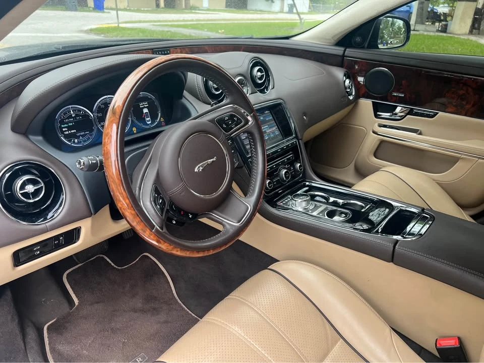 2013 Jaguar X351 XJ - Image 10 of 16