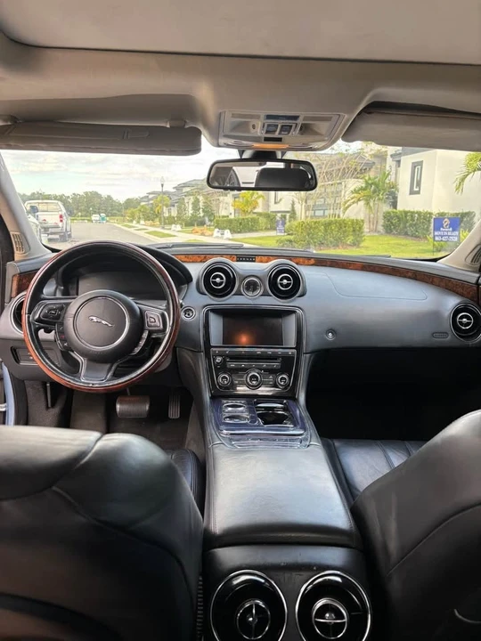 2013 Jaguar X351 XJR - Image 6 of 11