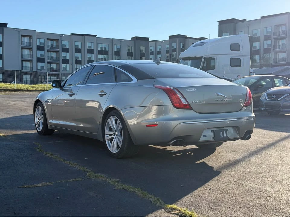 2013 Jaguar X351 XJR - Image 3 of 18