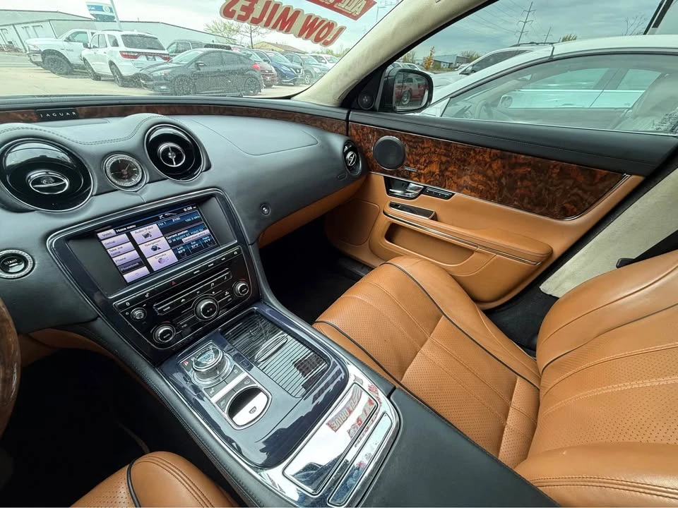 2013 Jaguar X351 XJ - Image 12 of 12